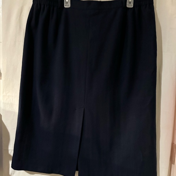 Vintage-Inspired Sag Harbor Woman 20W 100% Wool Navy Pencil Skirt Lined Midi - Picture 4 of 15